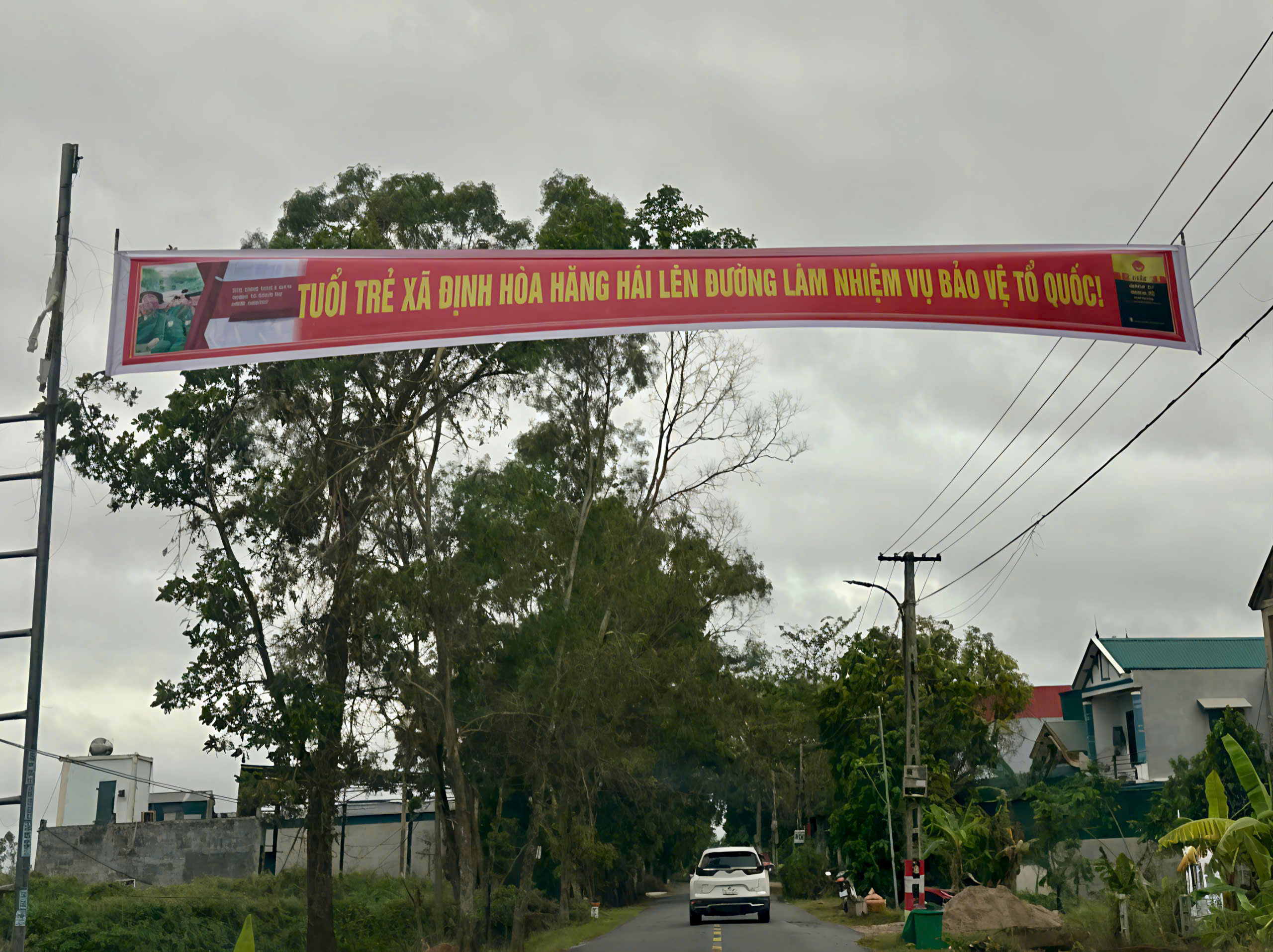 Anh-tin-bai